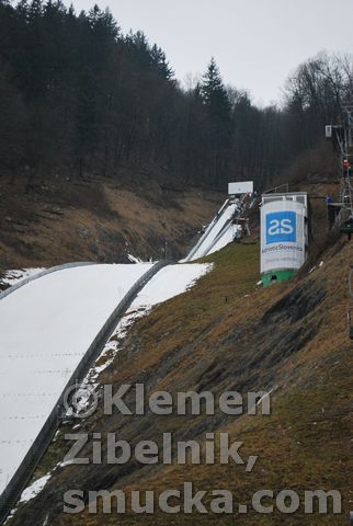 094 skakalnica